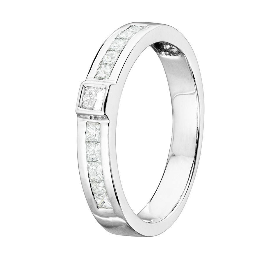 Diamantring i 18K guld, 15.0