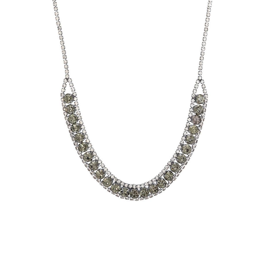 Halsband