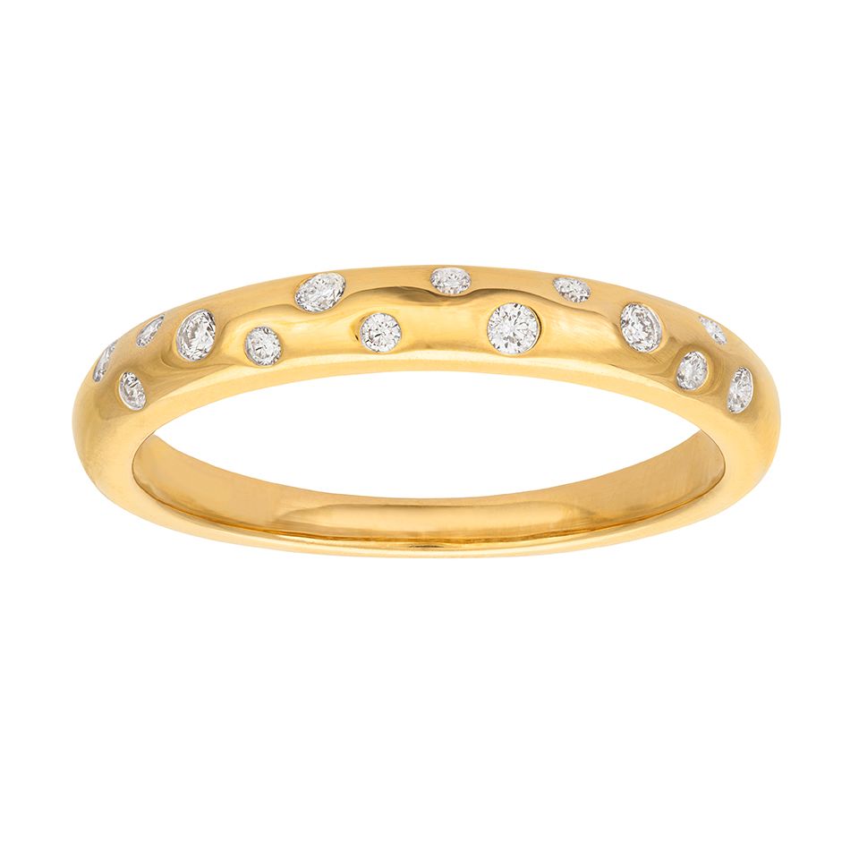 Diamantring i 18K guld med flera diamanter, 17.0